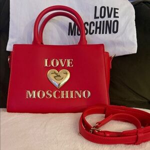 LOVE MOSCHINO “RED GOLD HEART”  NEW PURSE
